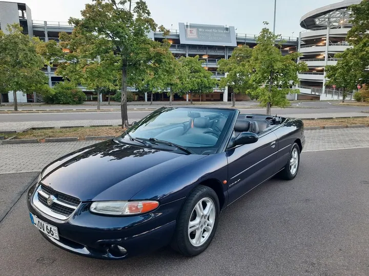 Chrysler Stratus