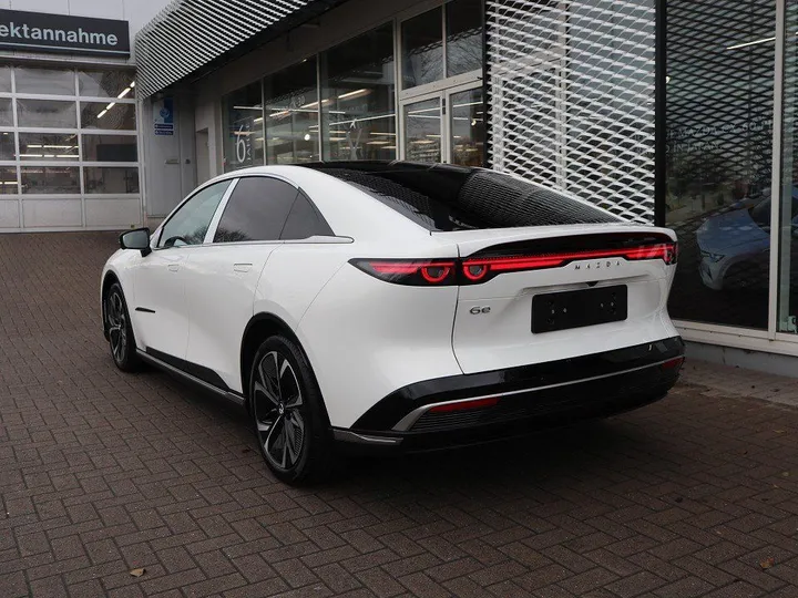 Mazda 6e
