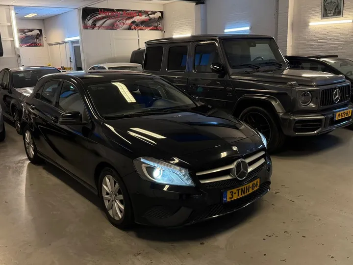 Mercedes-Benz A 180