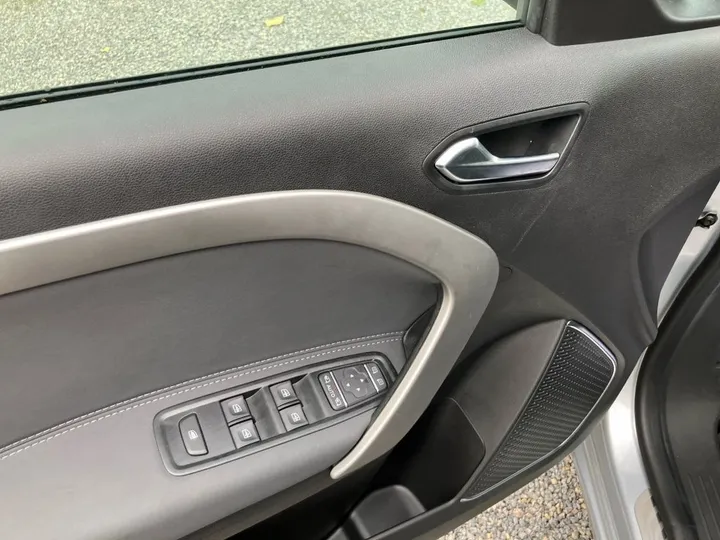 Mercedes-Benz T-Class
