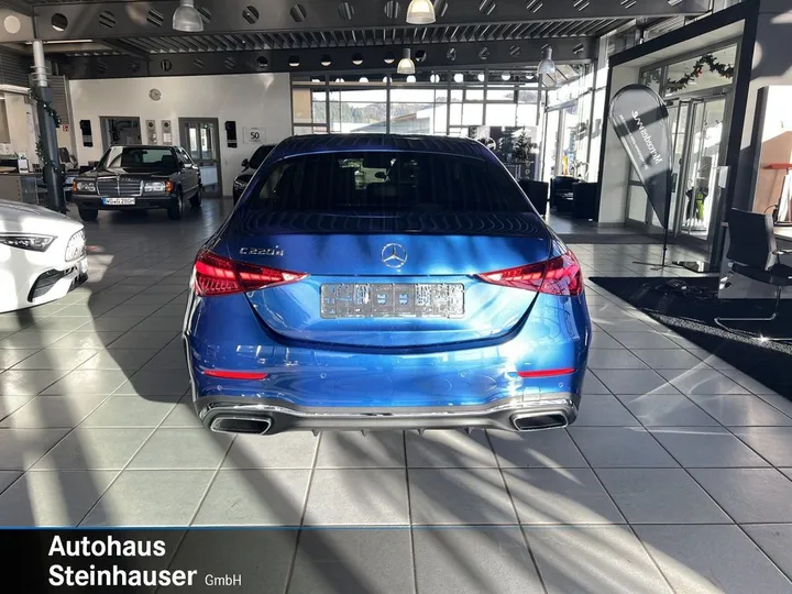Mercedes-Benz C 220