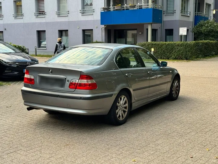 BMW 318