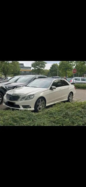 Mercedes-Benz E 350