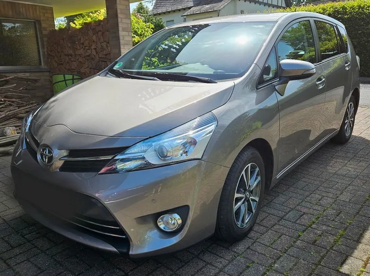 Toyota Verso