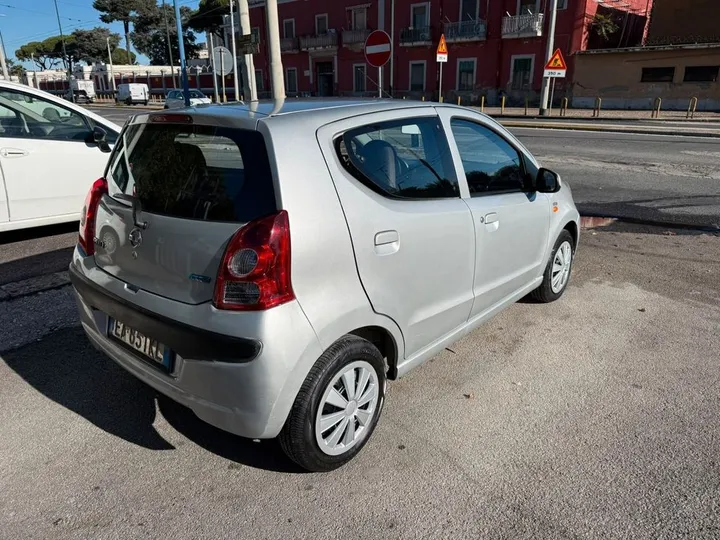 Nissan Pixo