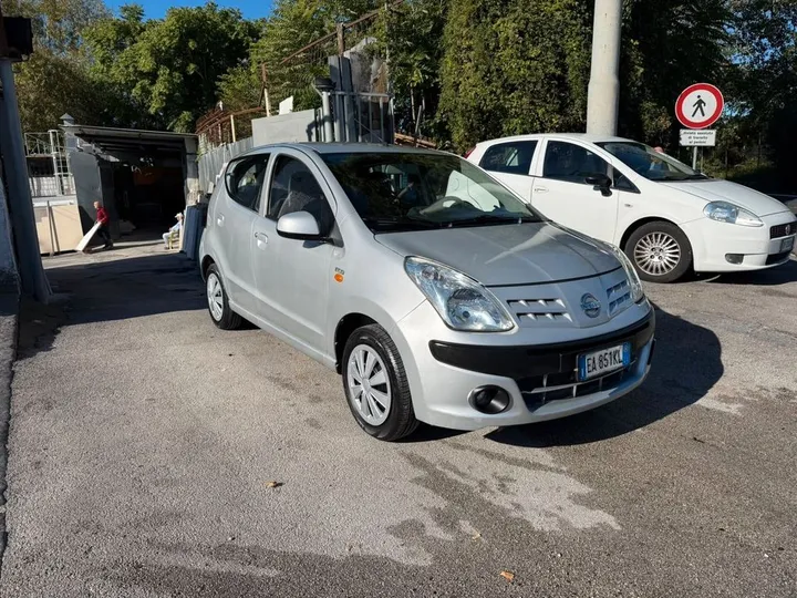 Nissan Pixo