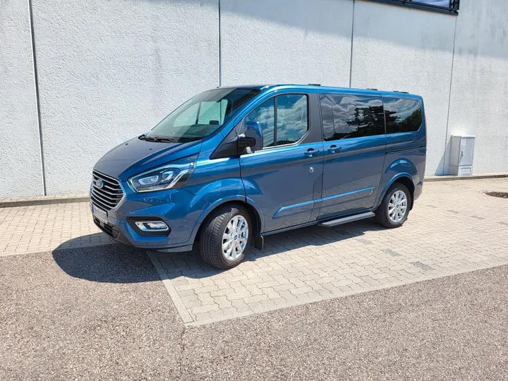 Ford Tourneo Custom