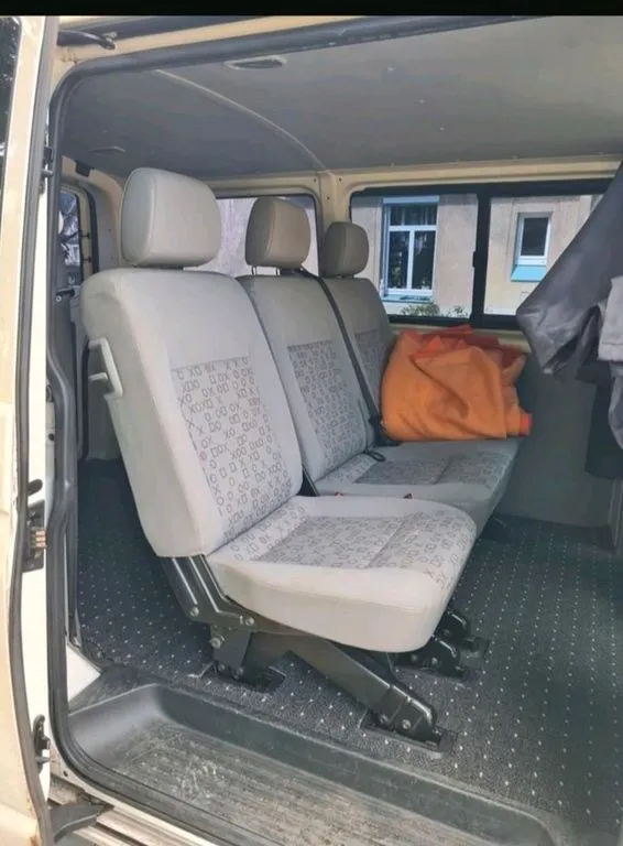 Volkswagen T5 Transporter