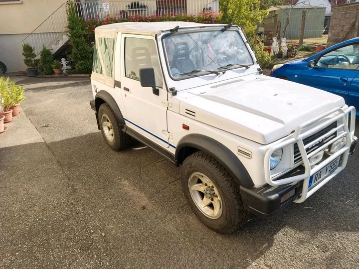 Suzuki SJ Samurai