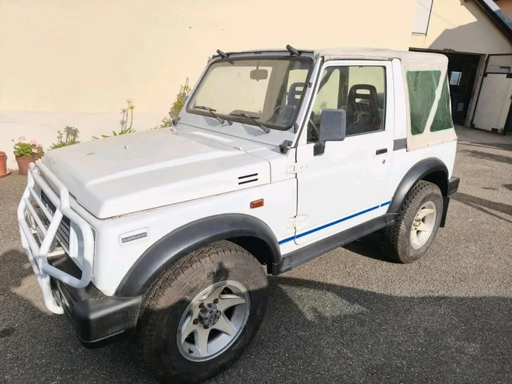Suzuki SJ Samurai