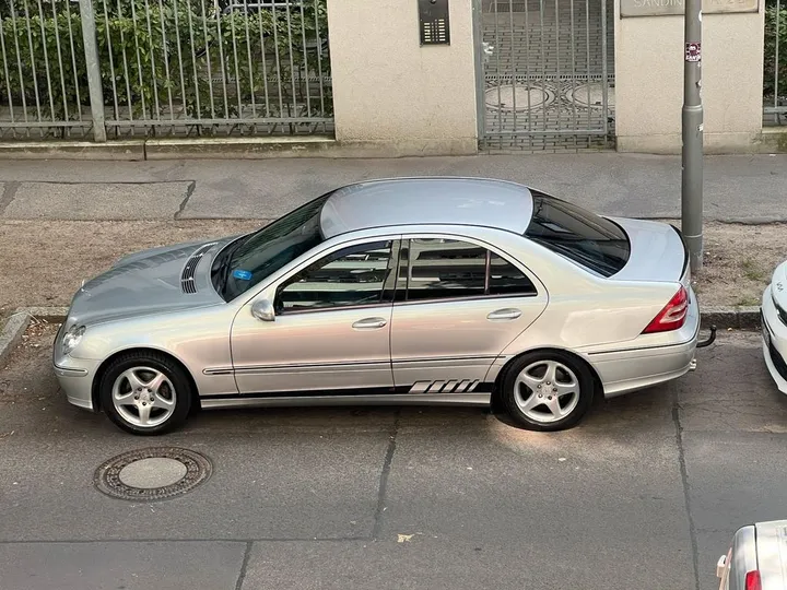 Mercedes-Benz C 200