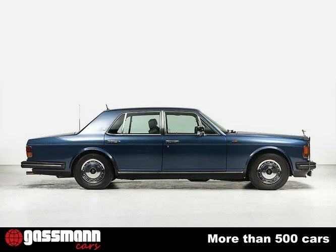 Rolls-Royce Silver Spirit
