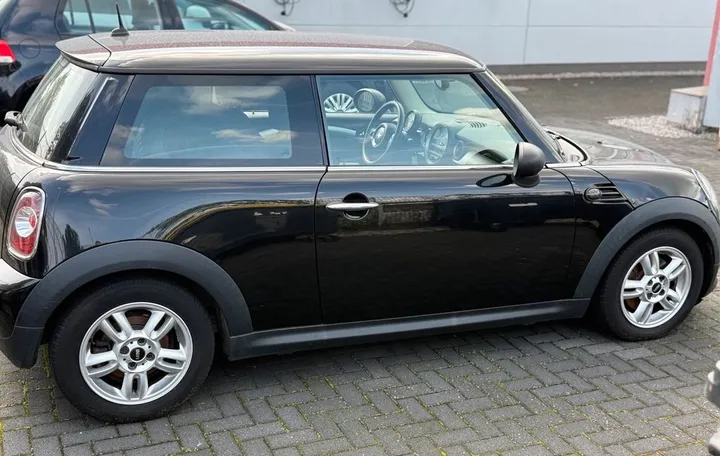MINI ONE