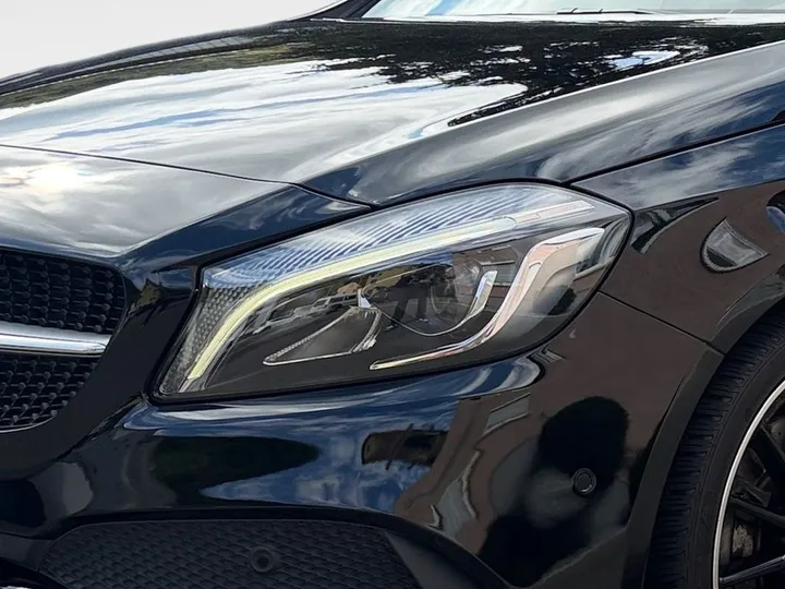 Mercedes-Benz A 220