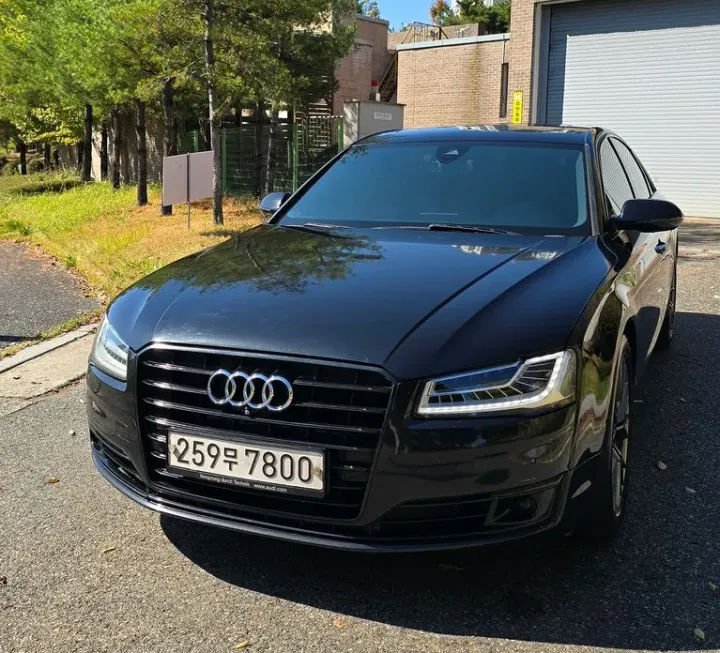 Audi A8