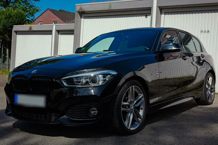 BMW 120