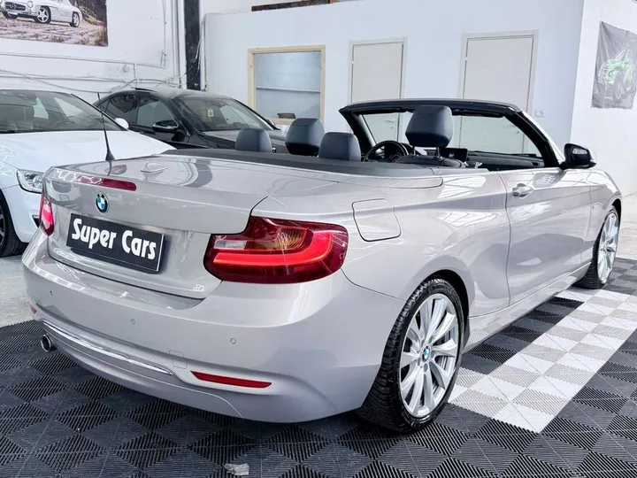 BMW 218