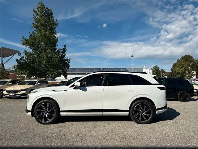 XPENG G9