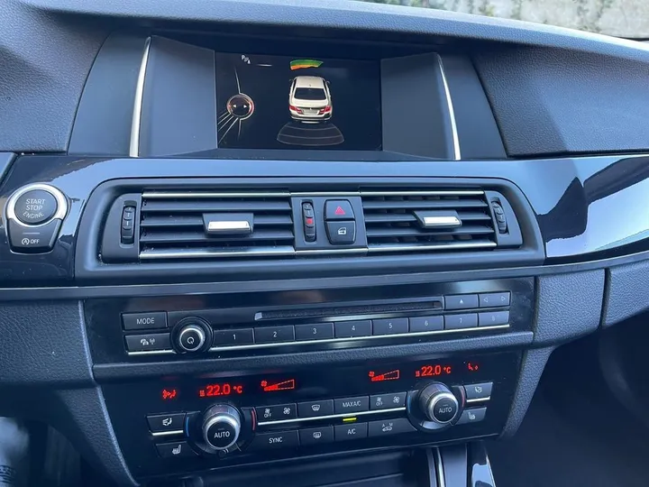 BMW 528