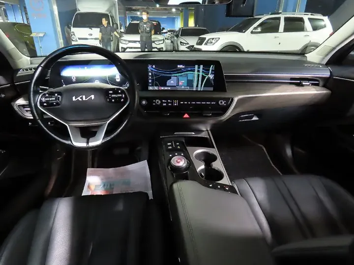 Kia K8