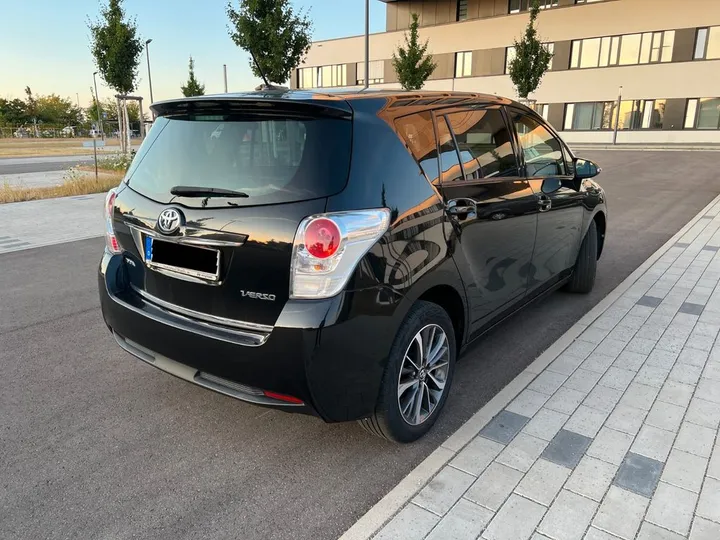 Toyota Verso