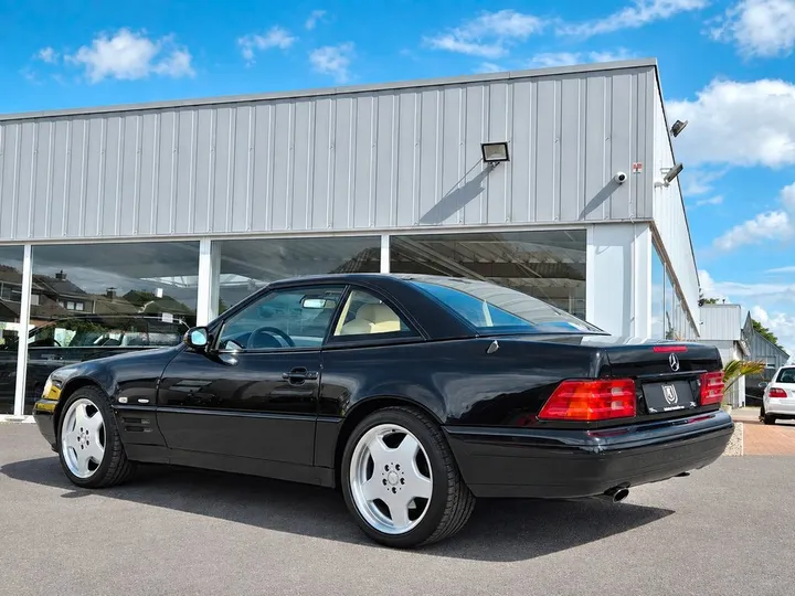 Mercedes-Benz SL 280