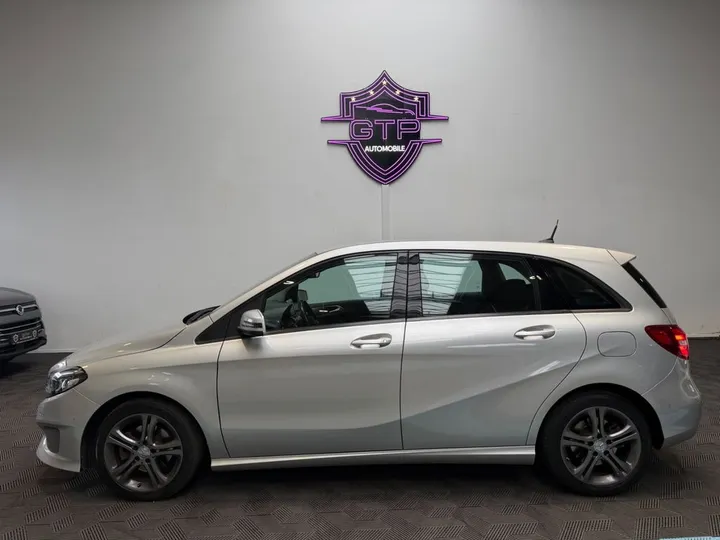 Mercedes-Benz B 220