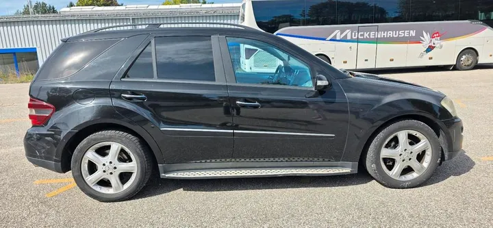 Mercedes-Benz ML 320