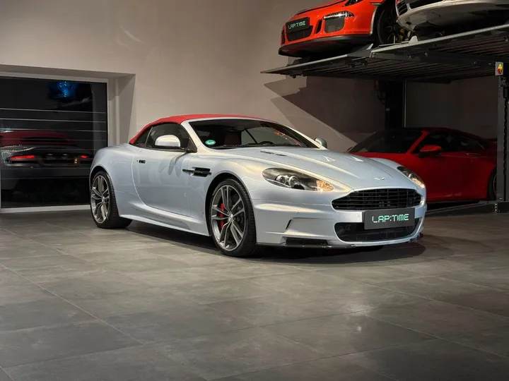 Aston Martin DBS