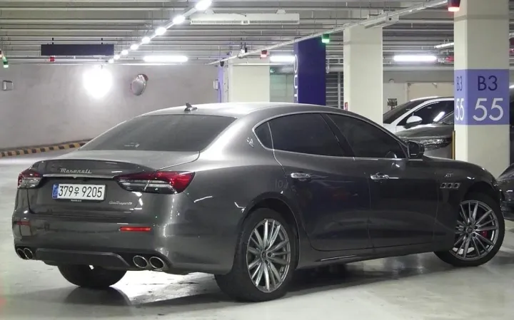 Maserati Quattroporte