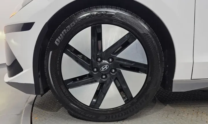 Hyundai Ioniq6