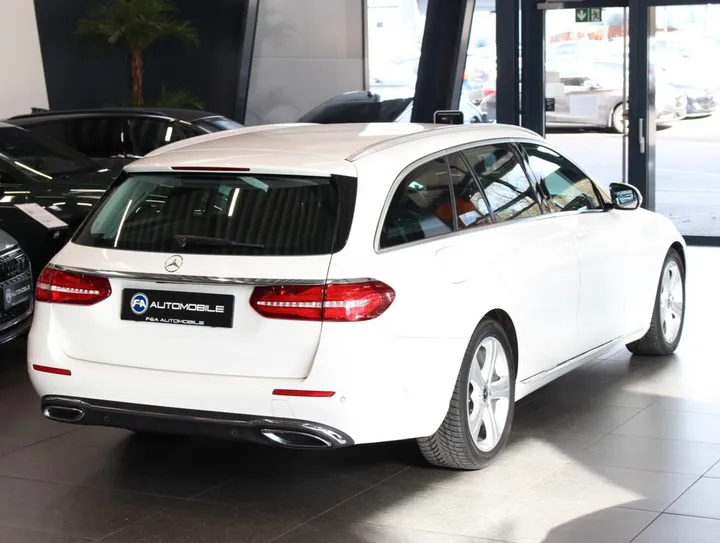 Mercedes-Benz E 350