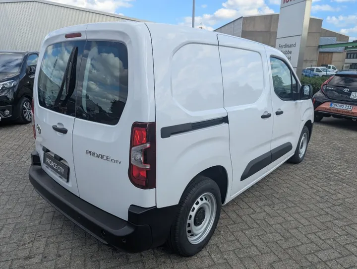 Toyota Proace City (Verso)