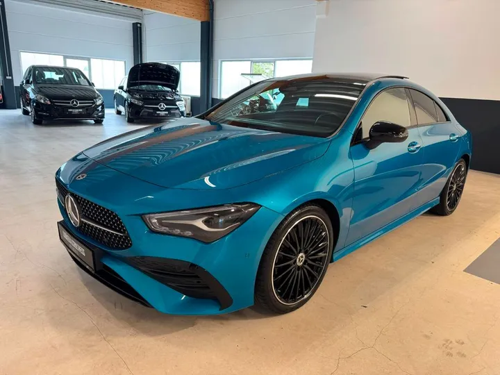 Mercedes-Benz CLA 200