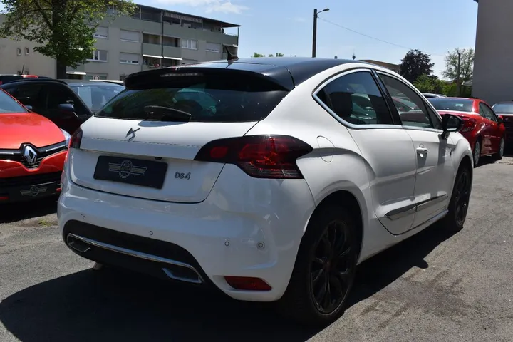 DS Automobiles DS4