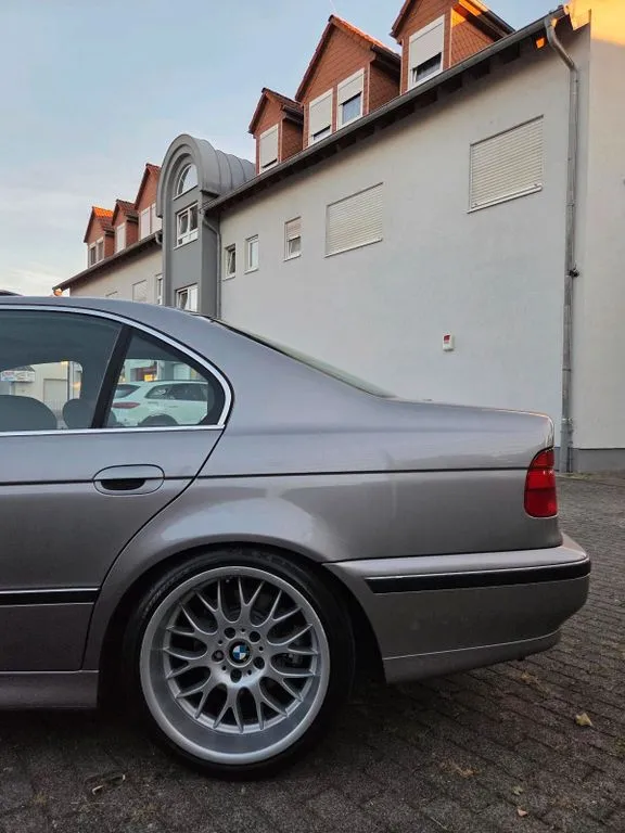 BMW 540