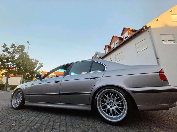 BMW 540