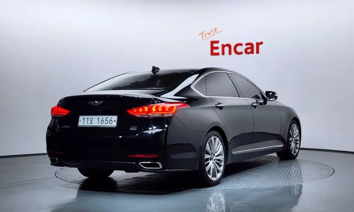Hyundai Genesis