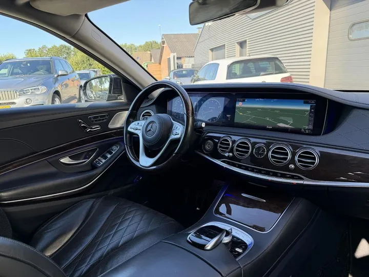 Mercedes-Benz S 560