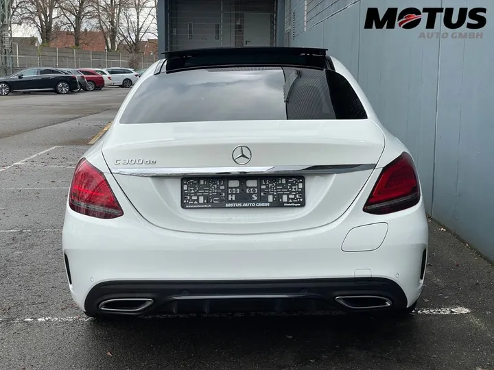 Mercedes-Benz C 300