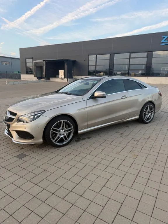 Mercedes-Benz E 500