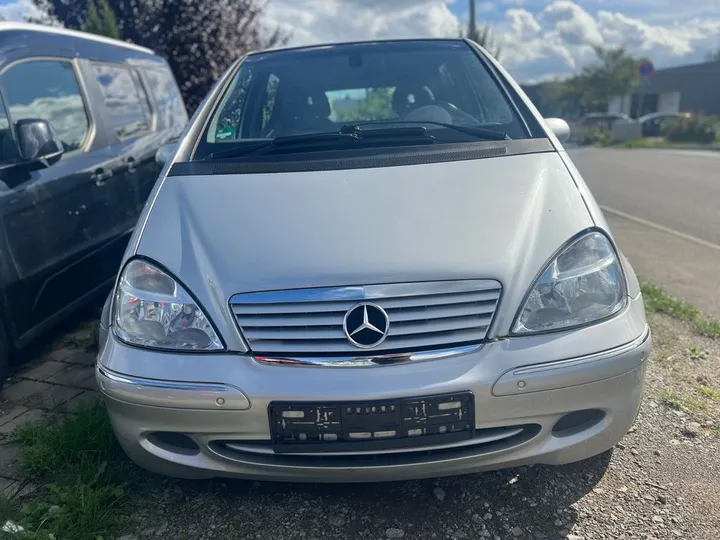 Mercedes-Benz A 160