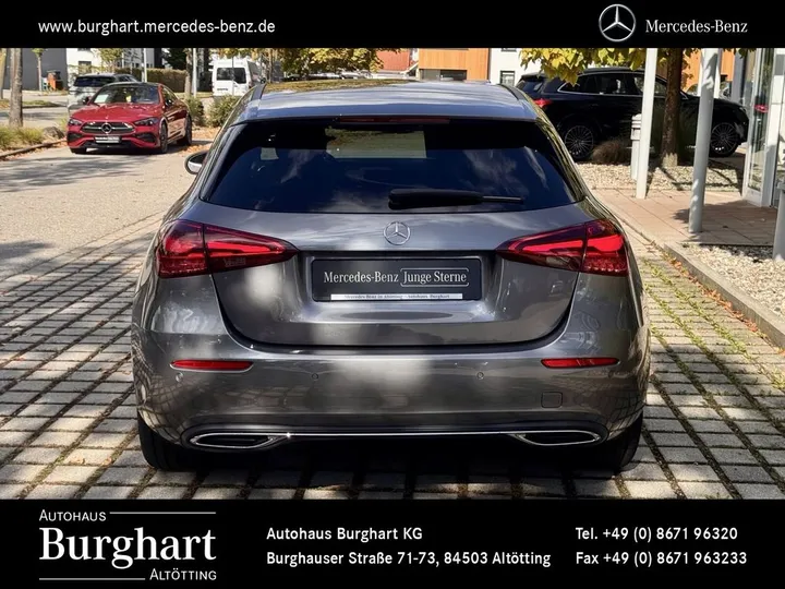Mercedes-Benz A 200