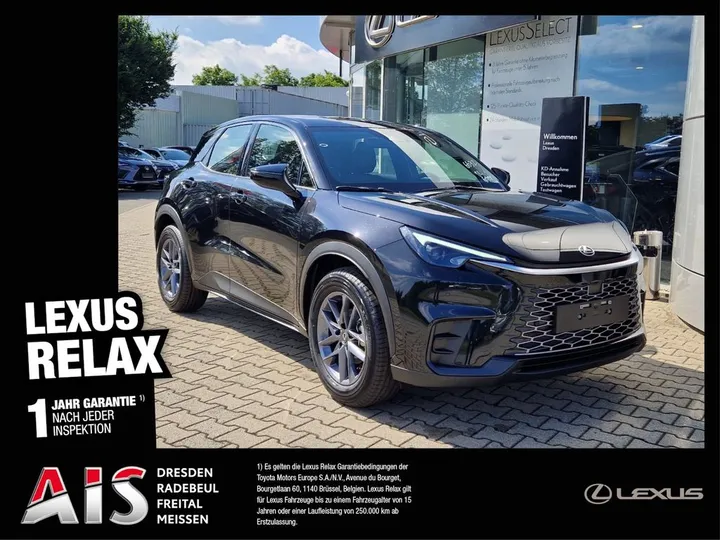 Lexus LBX