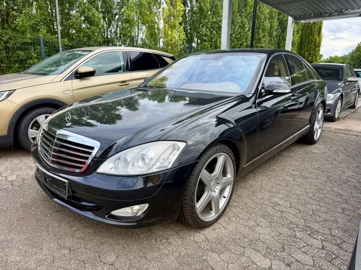 Mercedes-Benz S 500