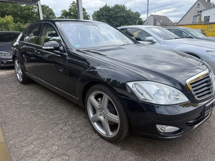 Mercedes-Benz S 500