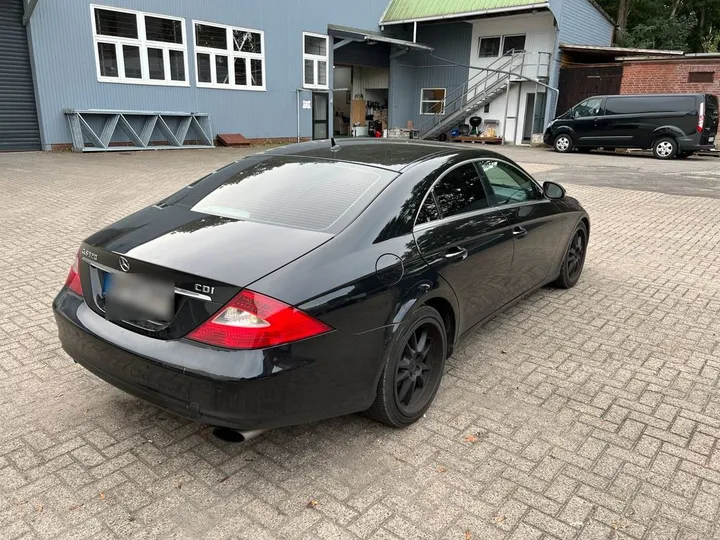 Mercedes-Benz CLS 320