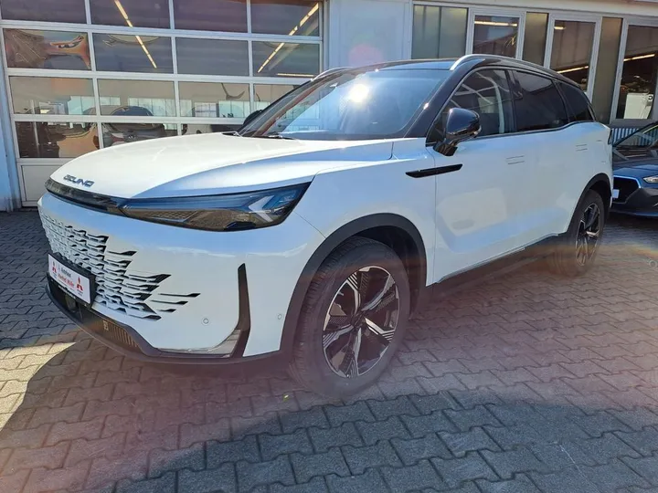 BAIC Beijing X75