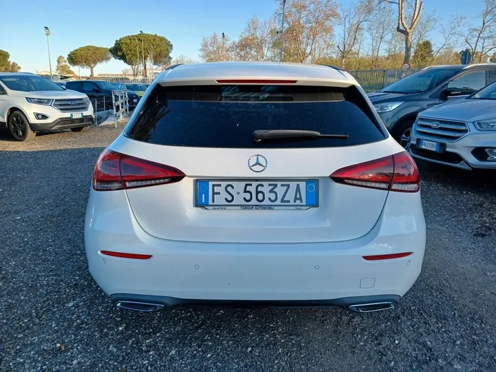 Mercedes-Benz A 180