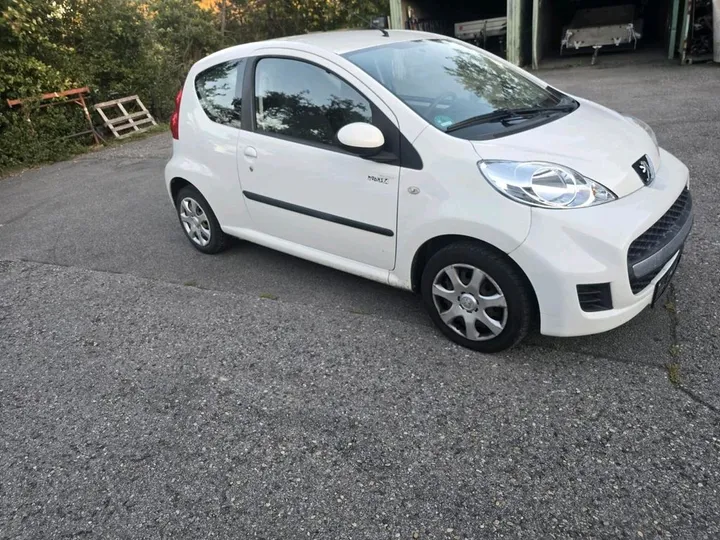 Peugeot 107